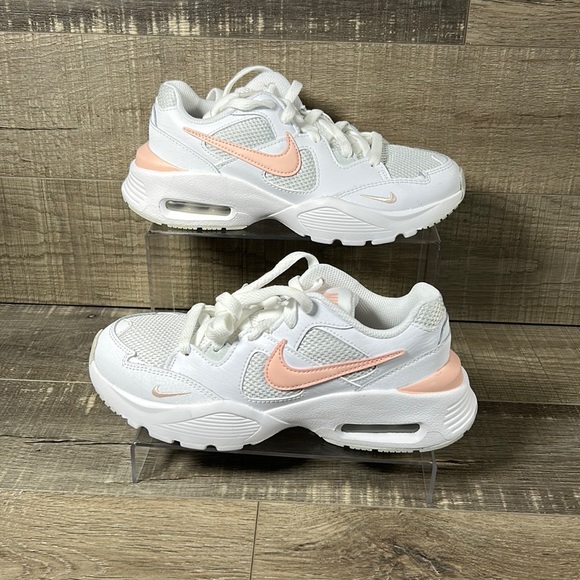 Nike Shoes - Nike Air Max Fusion